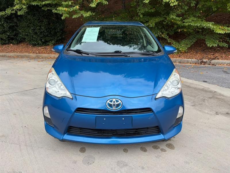 Toyota Prius c  2014