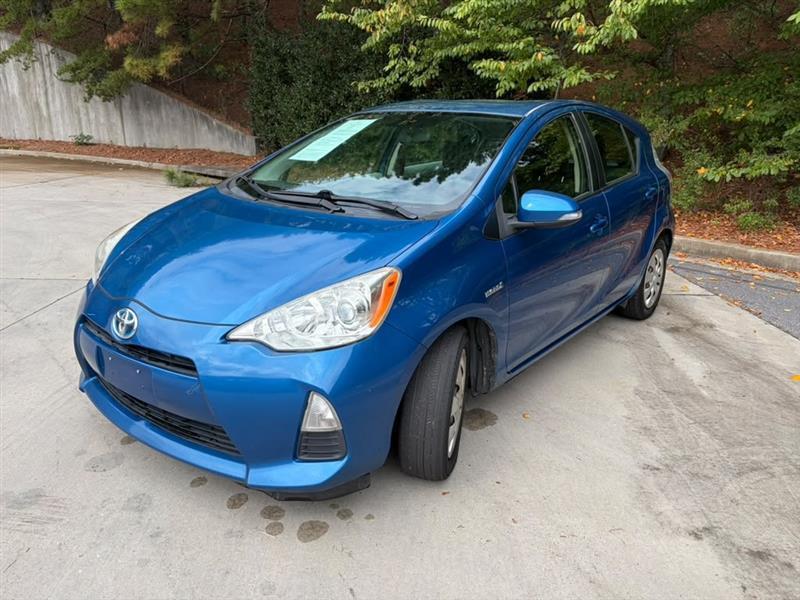 Toyota Prius c  2014