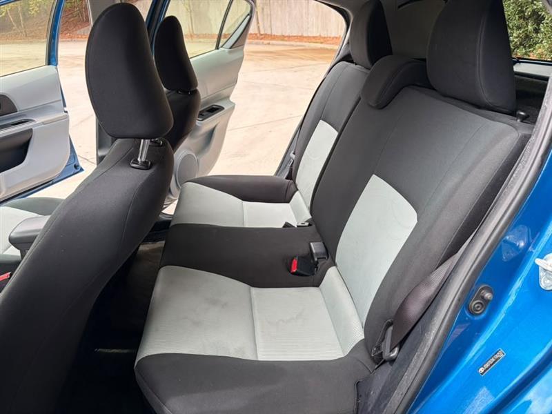 Toyota Prius c  2014
