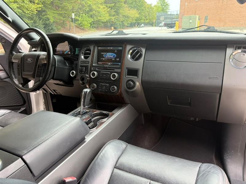 Ford Expedition  2015