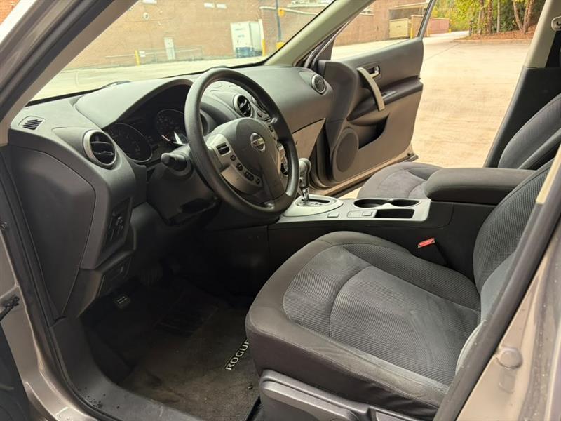 Nissan Rogue Select  2014