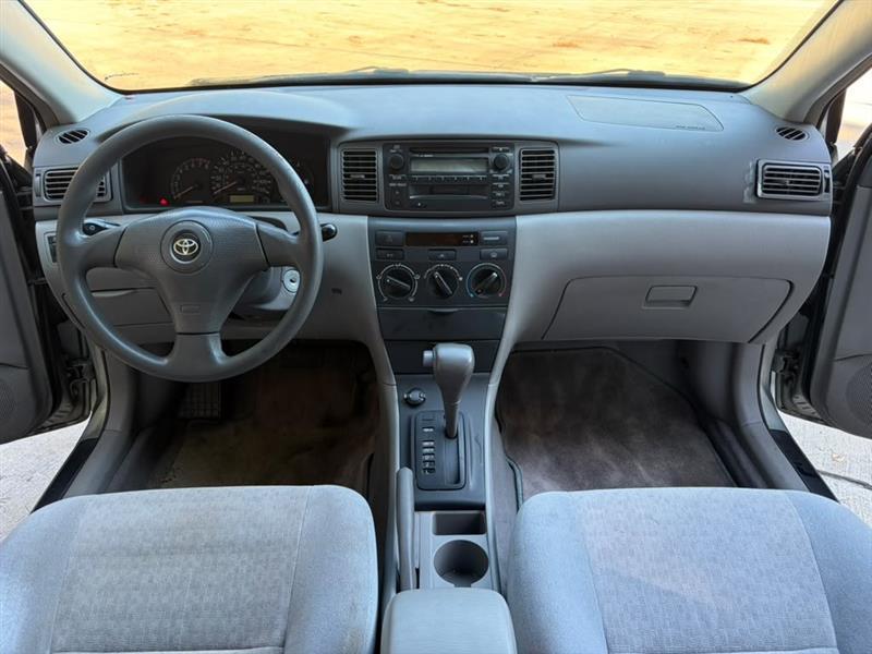 Toyota Corolla  2003