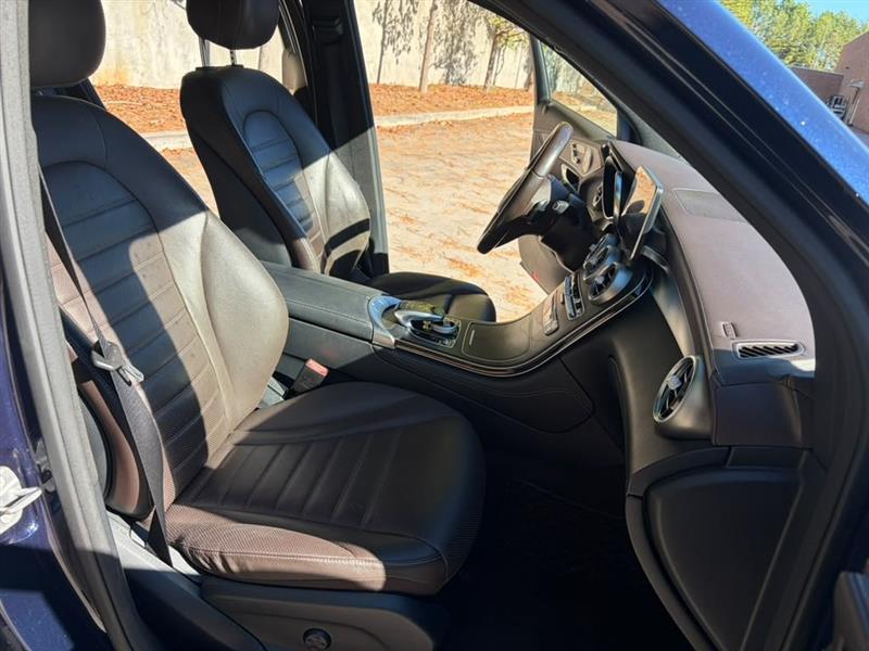 Mercedes-Benz GLC-Class  2016