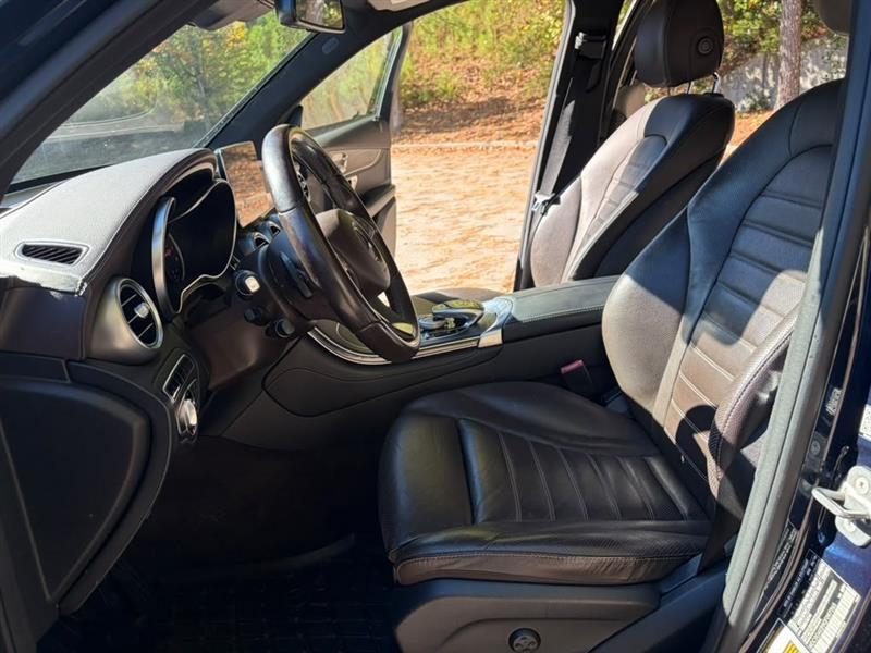 Mercedes-Benz GLC-Class  2016