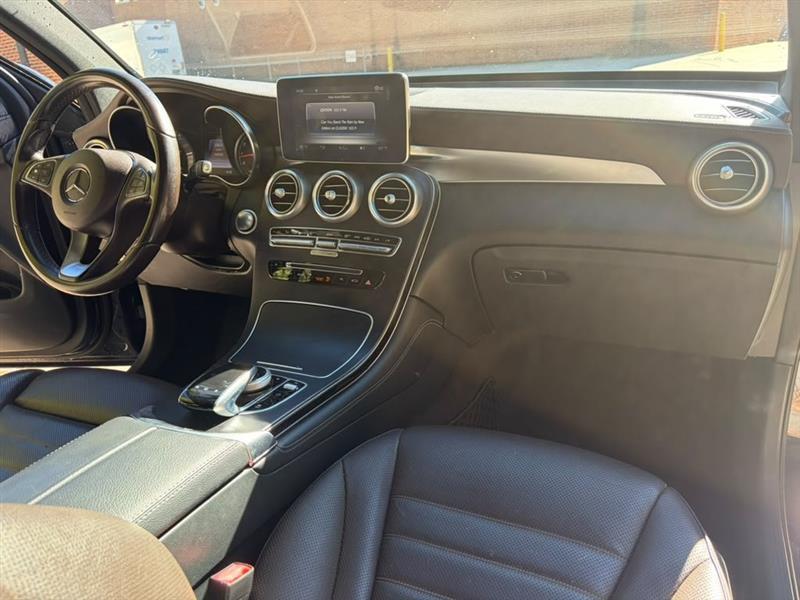 Mercedes-Benz GLC-Class  2016