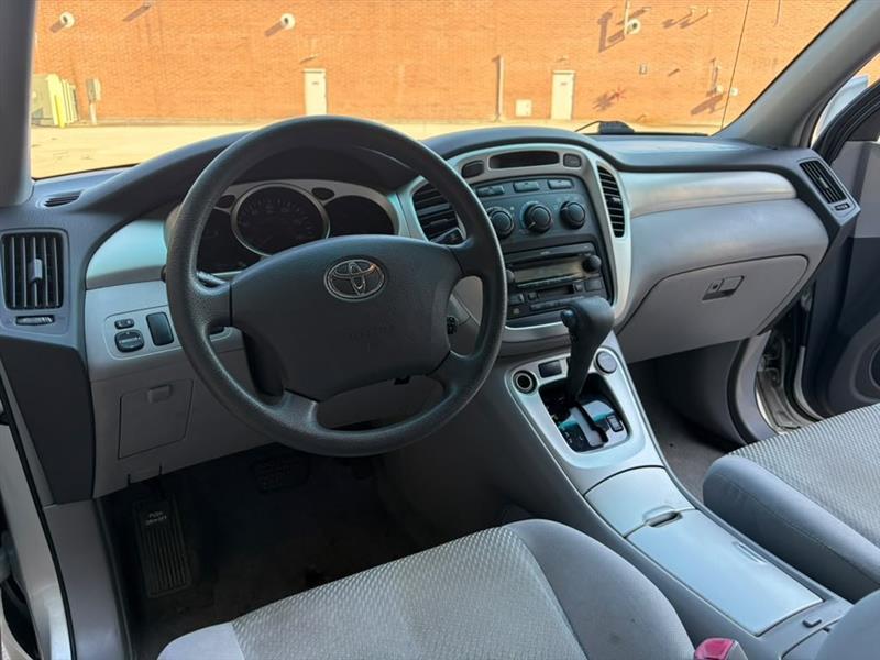 Toyota Highlander  2005