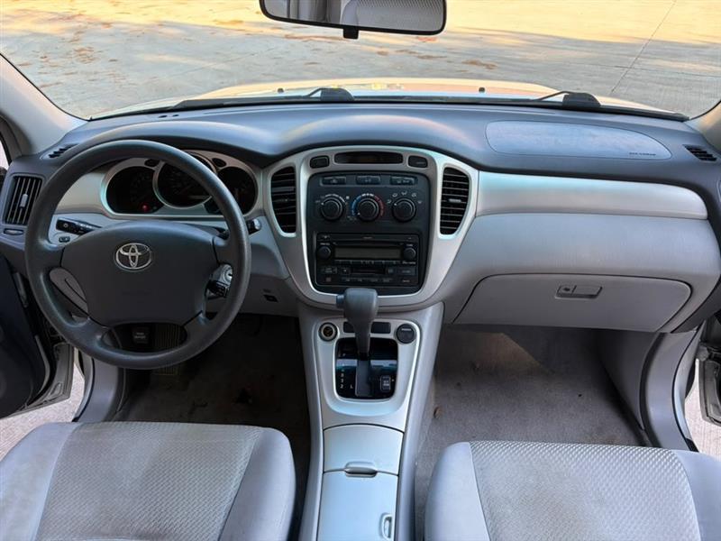 Toyota Highlander  2005