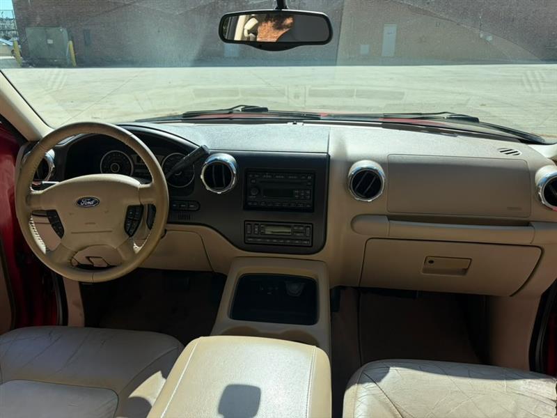 Ford Expedition  2005