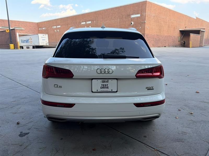 Audi Q5  2018