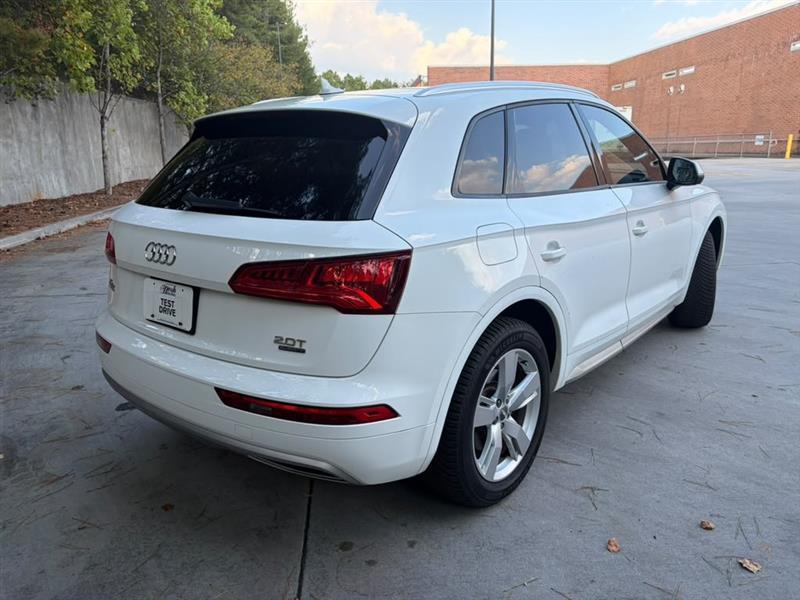 Audi Q5  2018