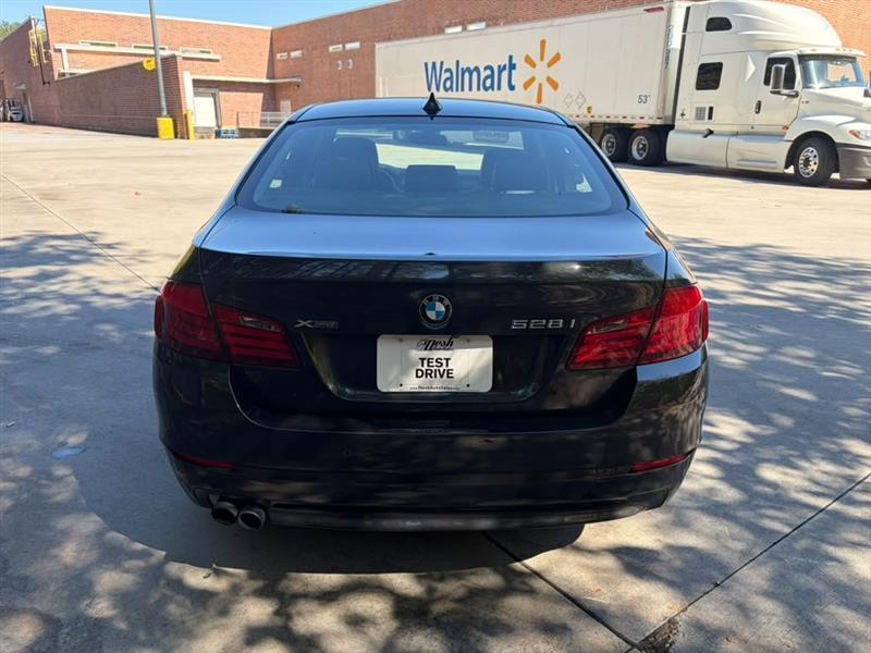 BMW 5-Series  2013
