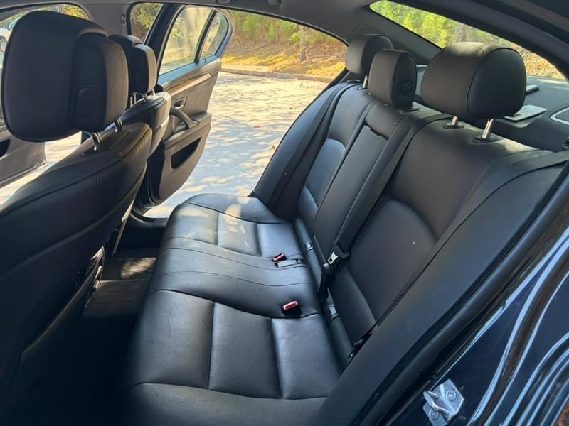 BMW 5-Series  2013