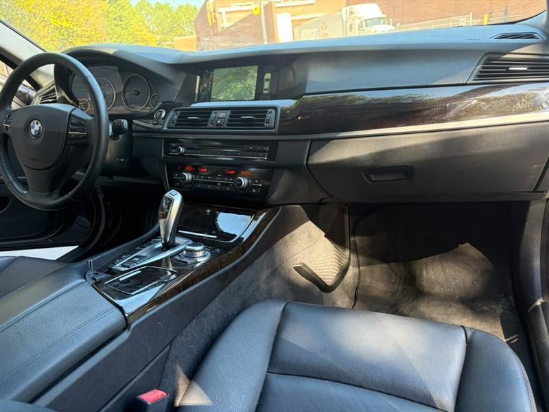 BMW 5-Series  2013