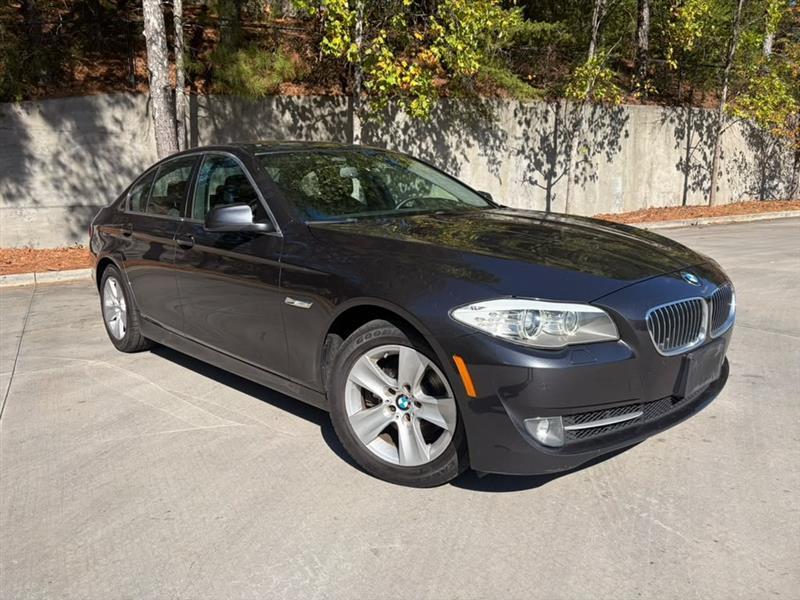 2013 BMW 5-Series XI