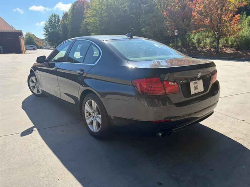 BMW 5-Series  2013