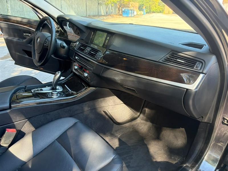 BMW 5-Series  2013