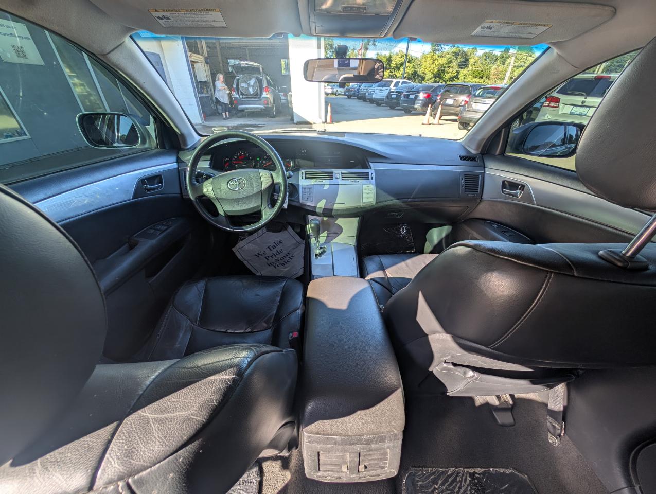 Toyota Avalon XLS 2008