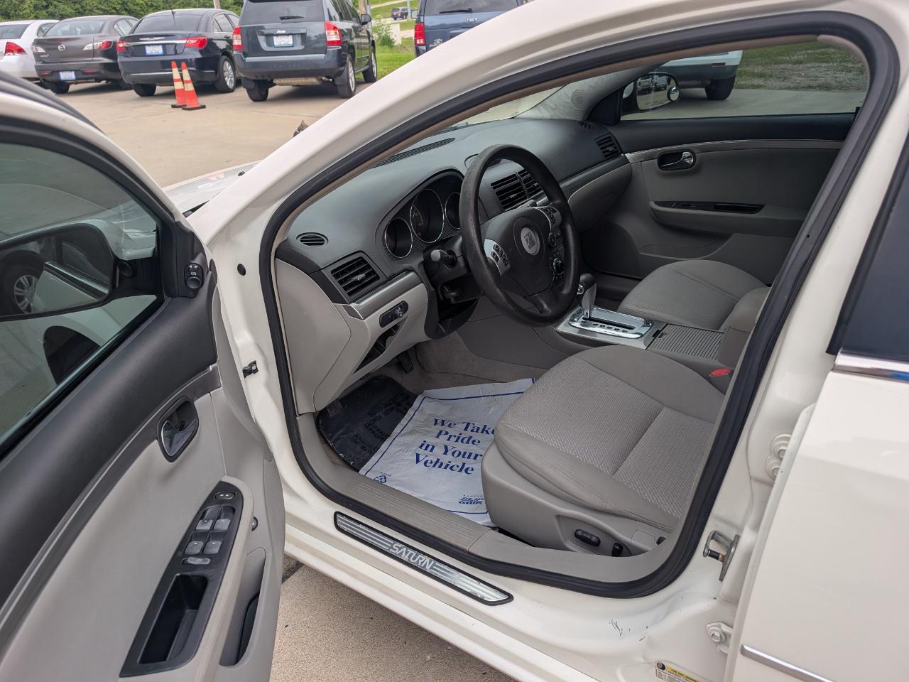 Saturn Aura XE 2007