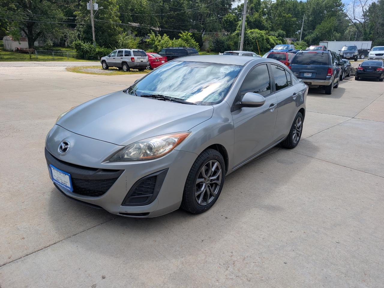 Mazda MAZDA3 i Touring 4-door 2010