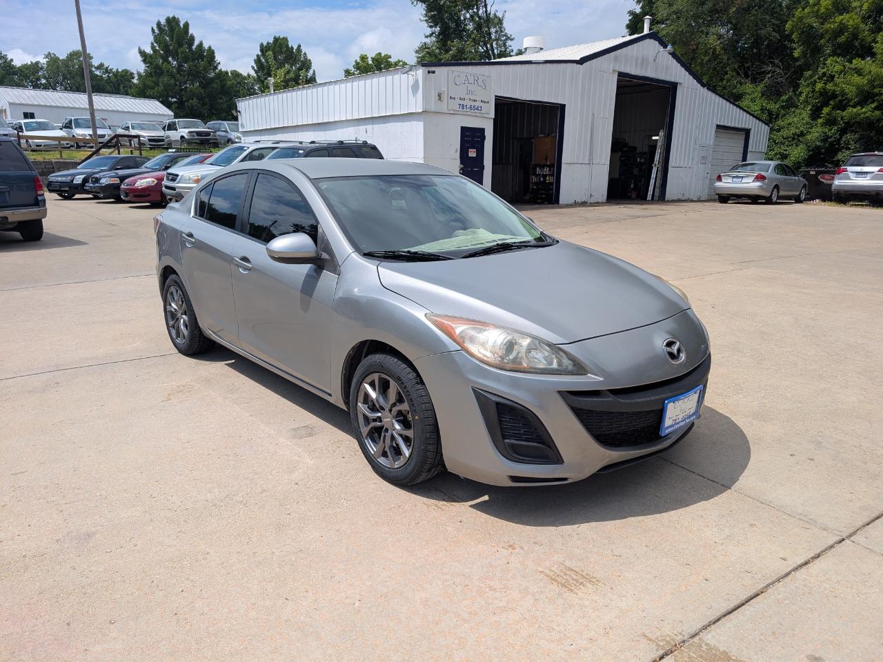 Mazda MAZDA3 i Touring 4-door 2010