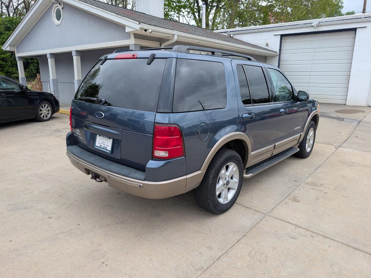 Ford Explorer Eddie Bauer 4.0L 4WD 2004