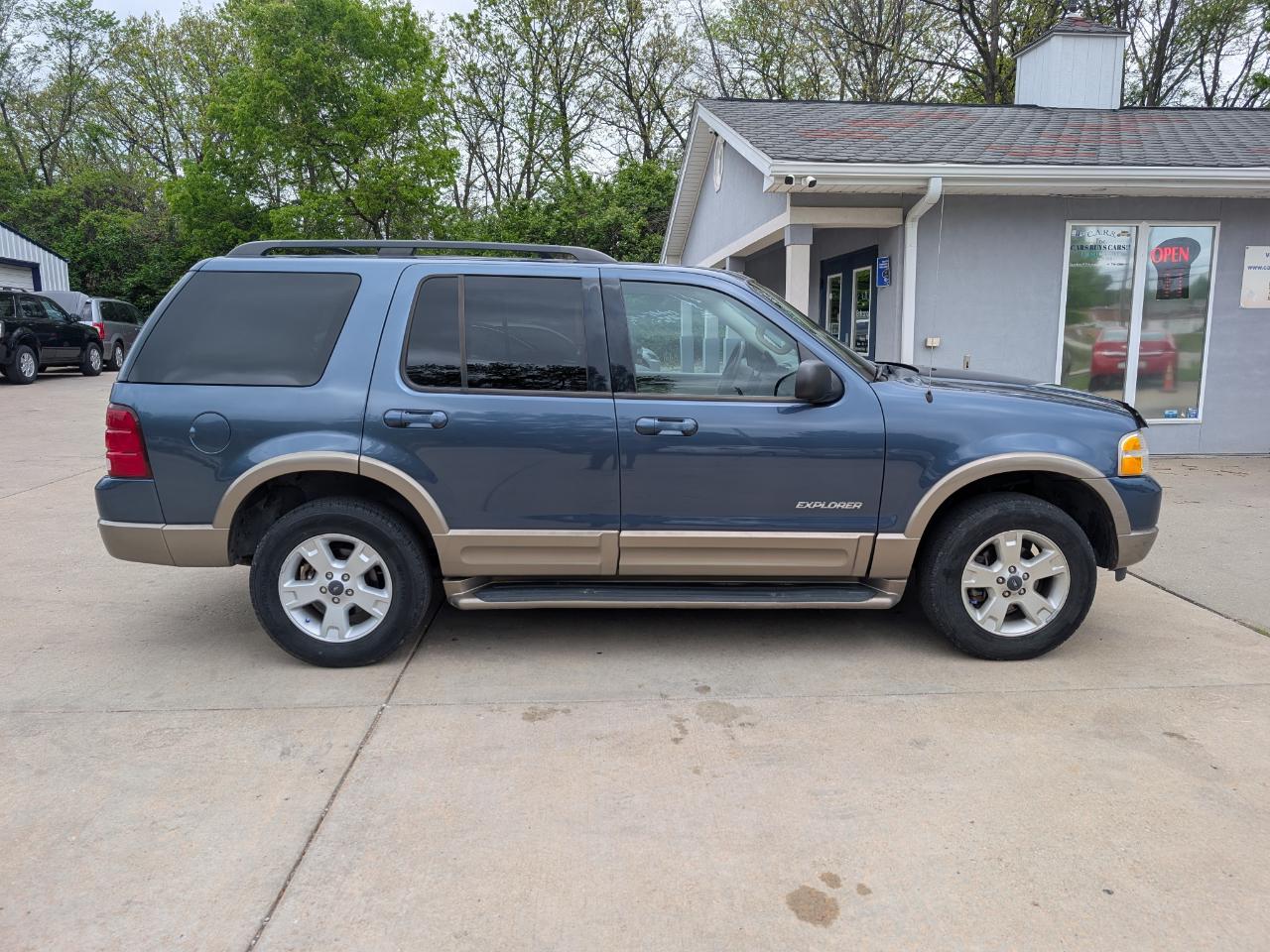 Ford Explorer Eddie Bauer 4.0L 4WD 2004