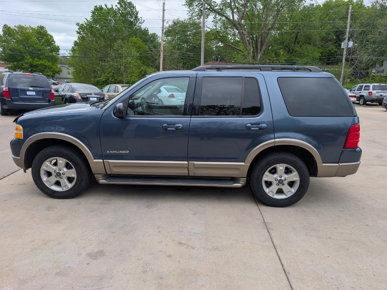 Ford Explorer Eddie Bauer 4.0L 4WD 2004