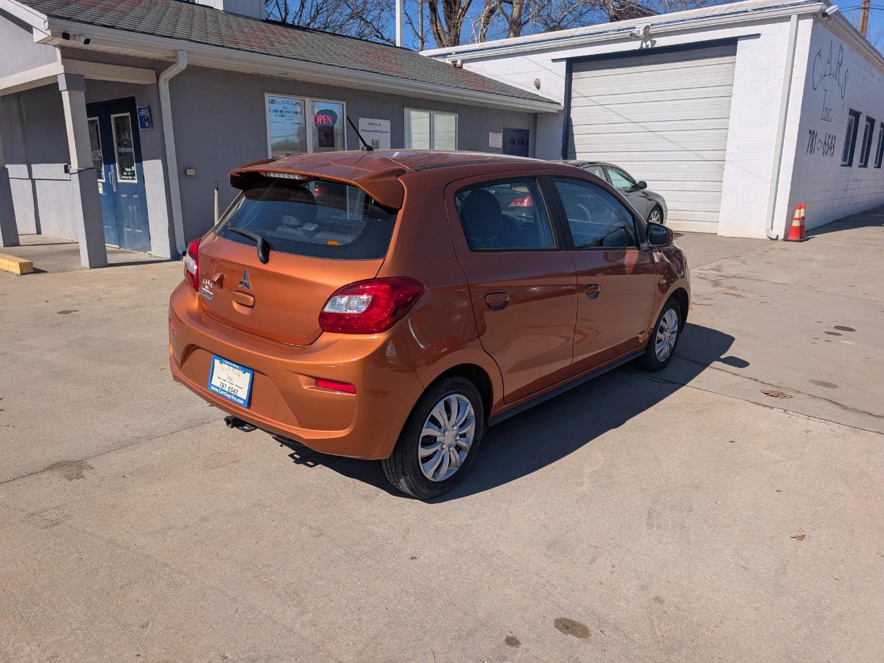 Mitsubishi Mirage ES 5M 2020