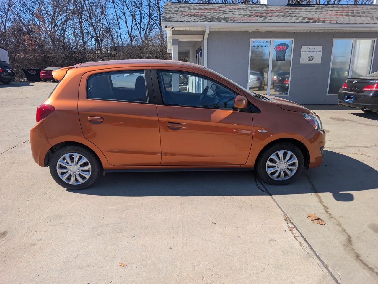 Mitsubishi Mirage ES 5M 2020