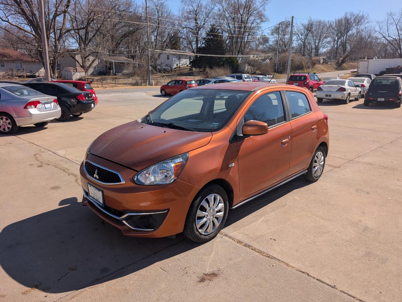 Mitsubishi Mirage ES 5M 2020