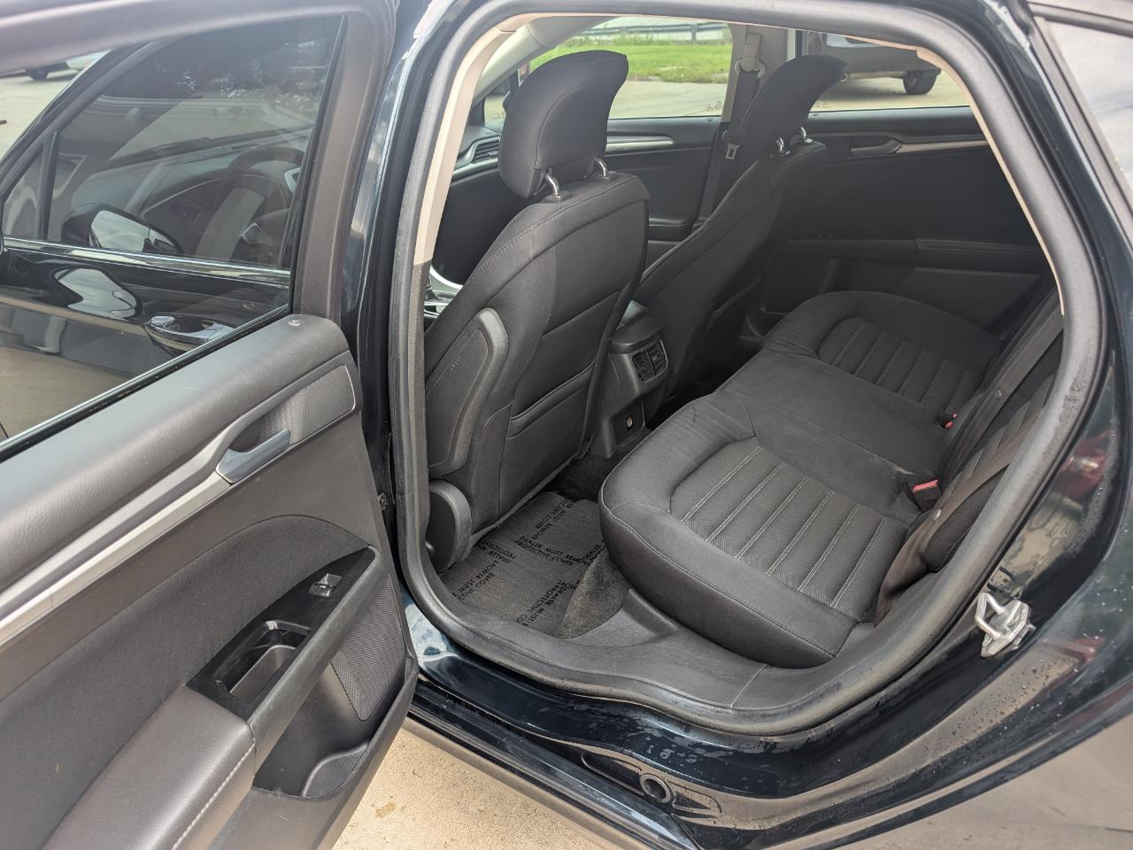Ford Fusion SE 2014
