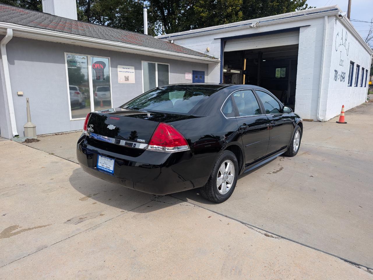 Chevrolet Impala LS 2011