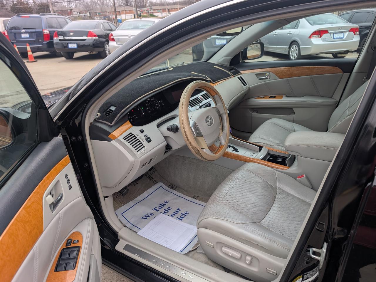 Toyota Avalon Limited 2006