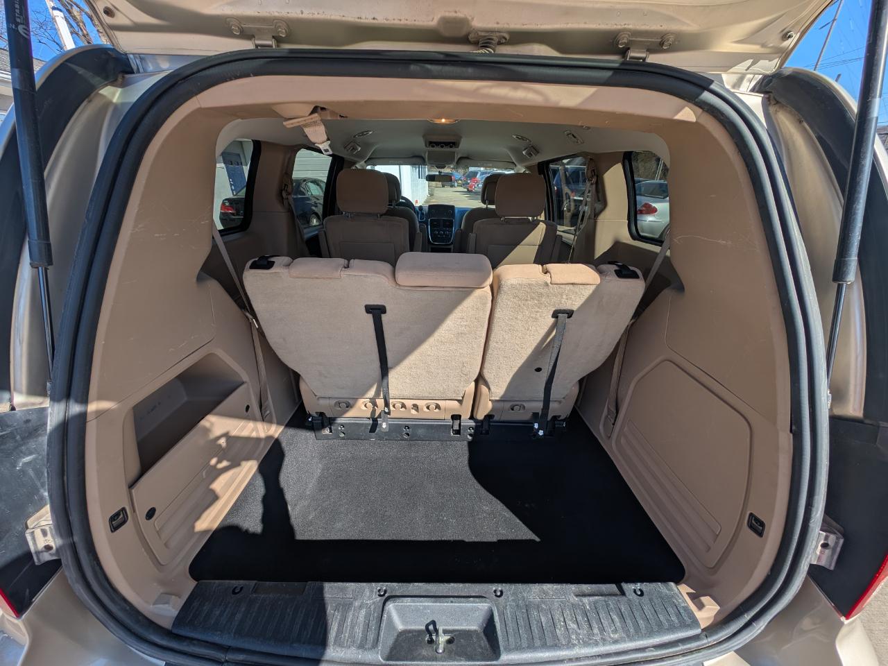 Dodge Grand Caravan SE 2014