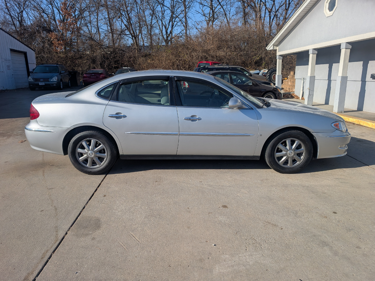 Buick LaCrosse CX 2009