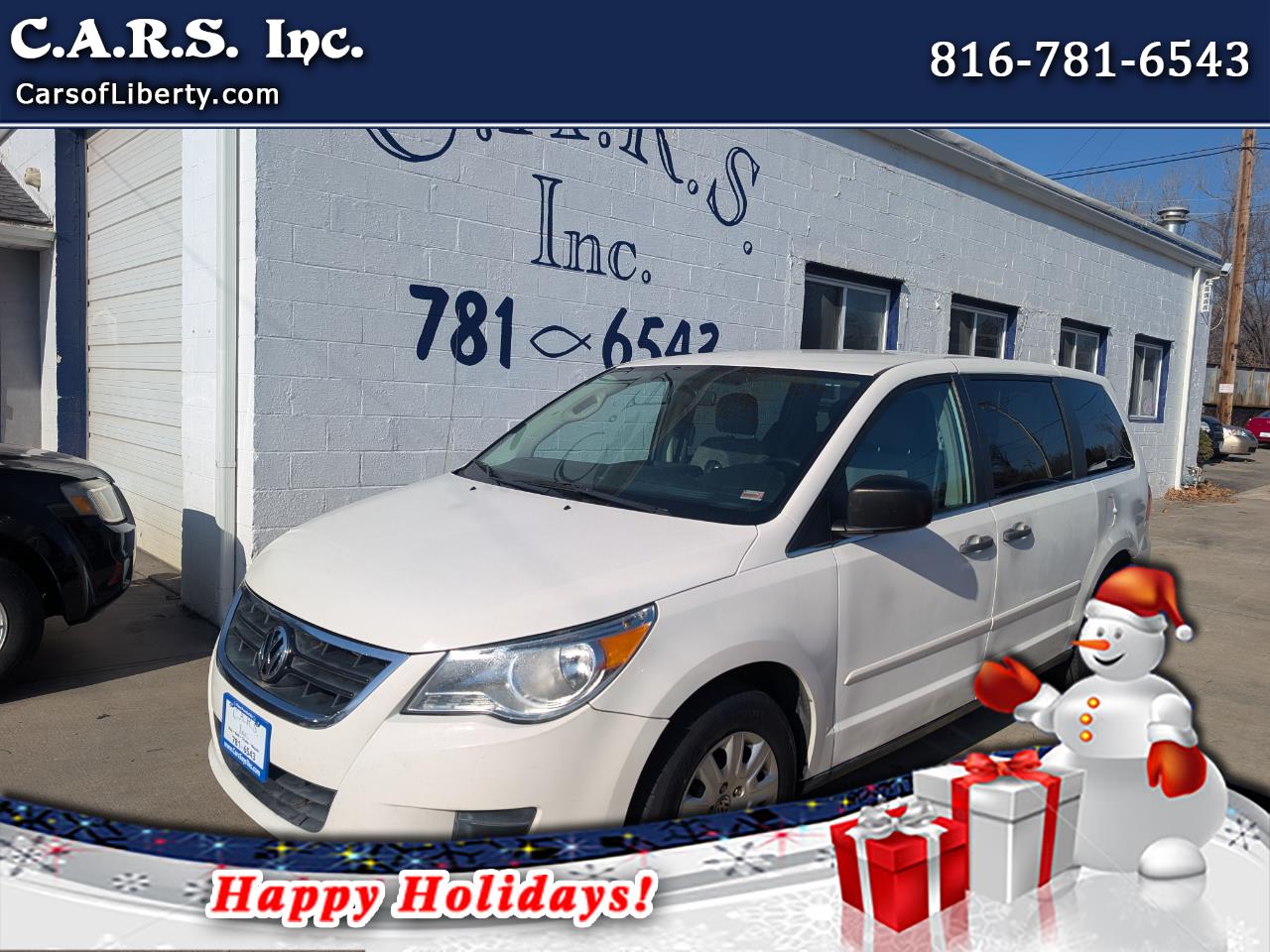 2011 Volkswagen Routan S's photo