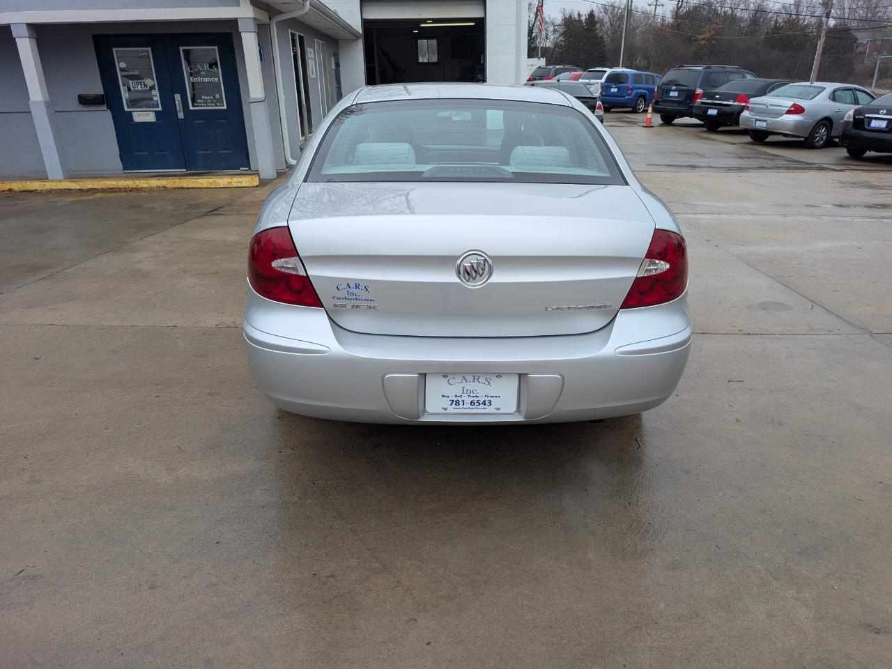 Buick LaCrosse CX 2005
