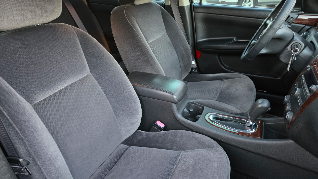 Chevrolet Impala LS 2011