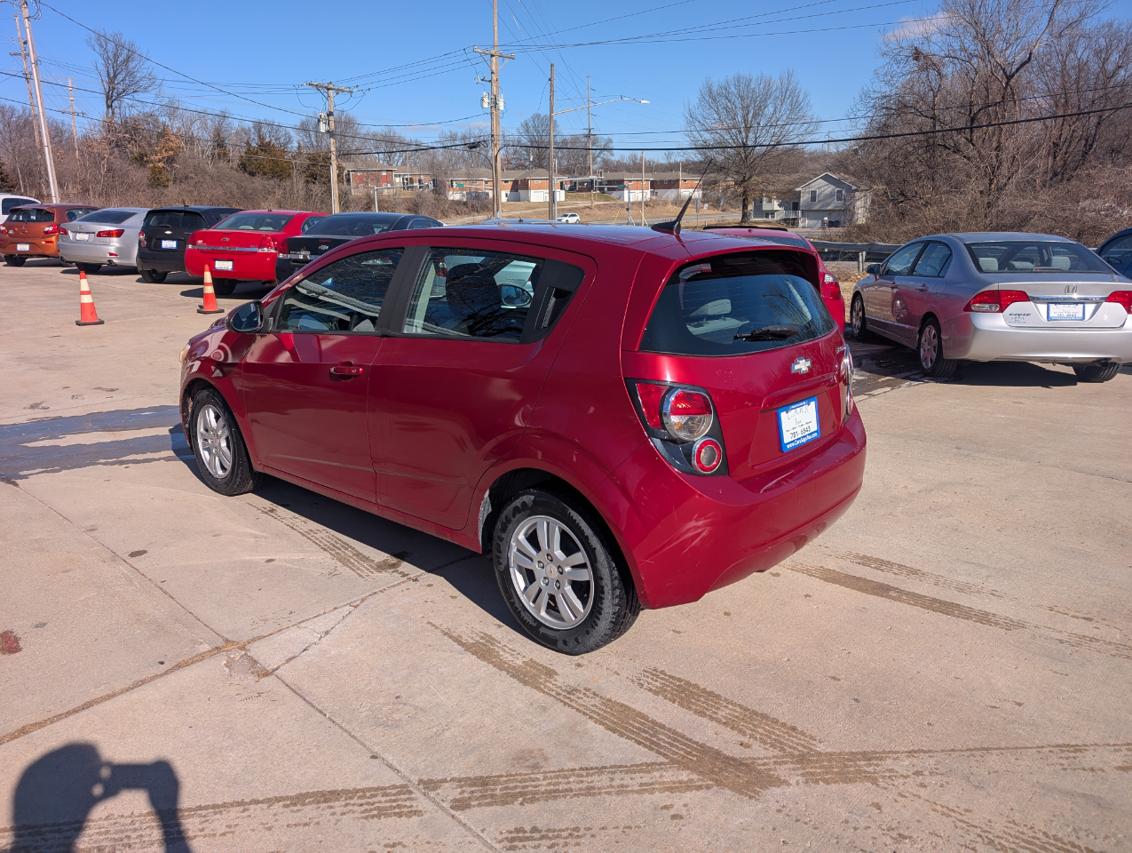 Chevrolet Sonic 1LS 5-Door 2012