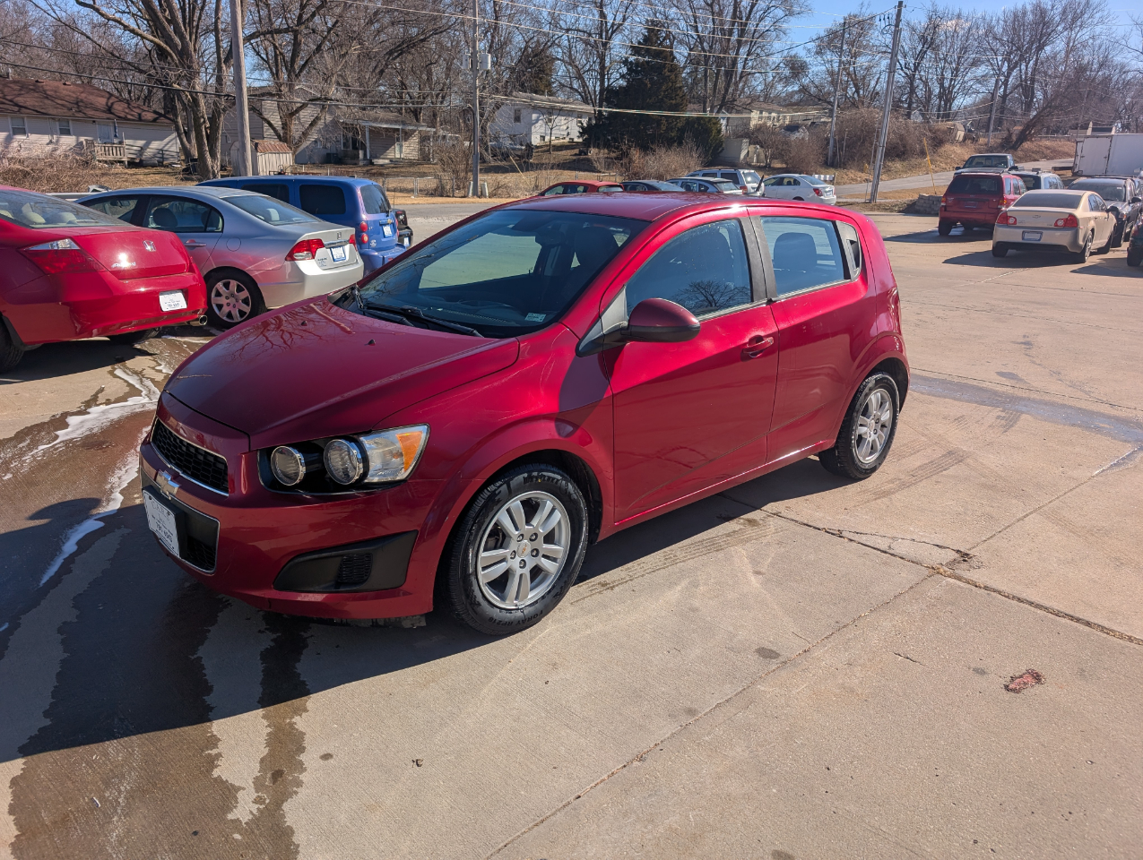 Chevrolet Sonic 1LS 5-Door 2012