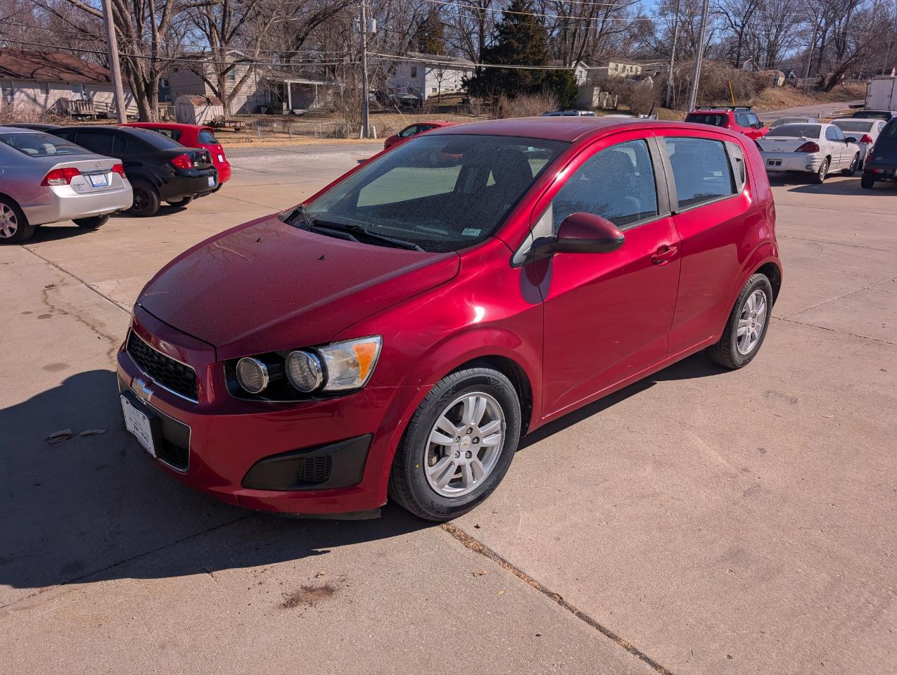 Chevrolet Sonic 1LS 5-Door 2012