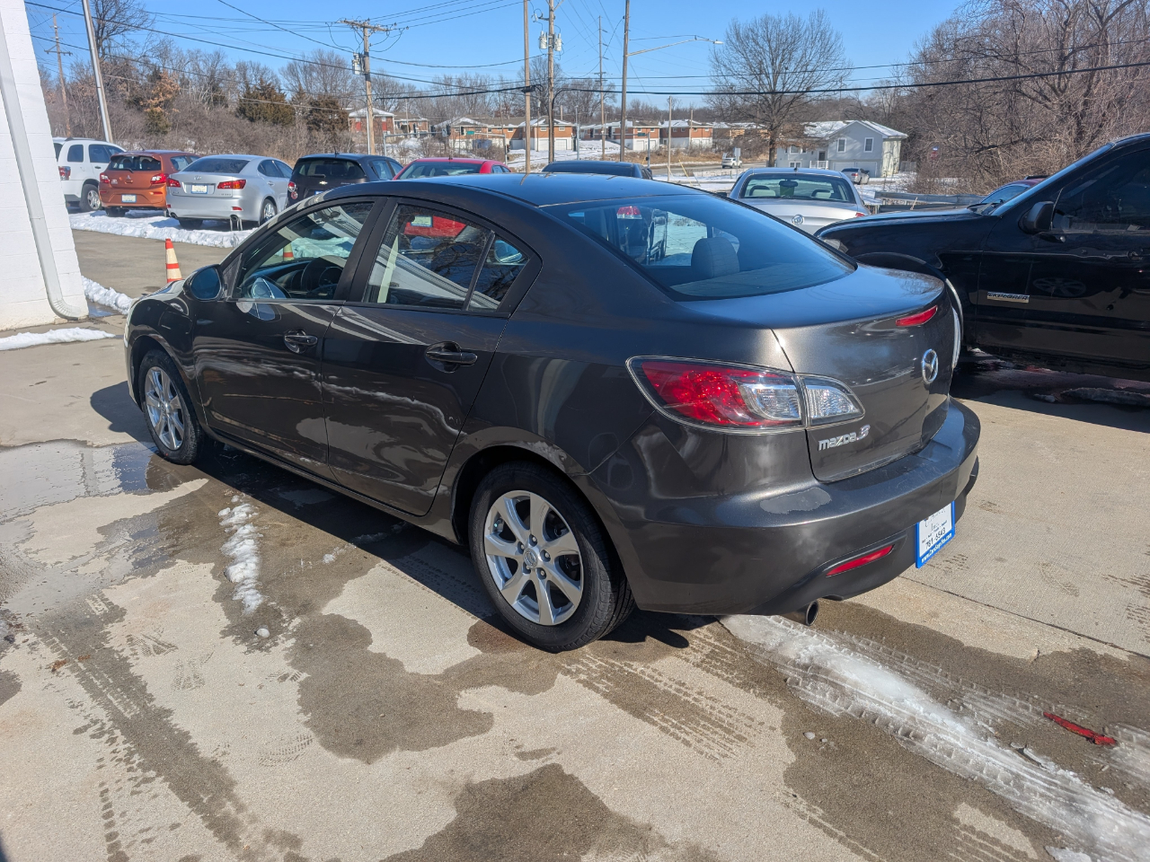 Mazda MAZDA3 i Touring 4-door 2010