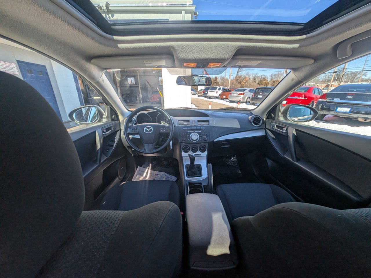 Mazda MAZDA3 i Touring 4-door 2010