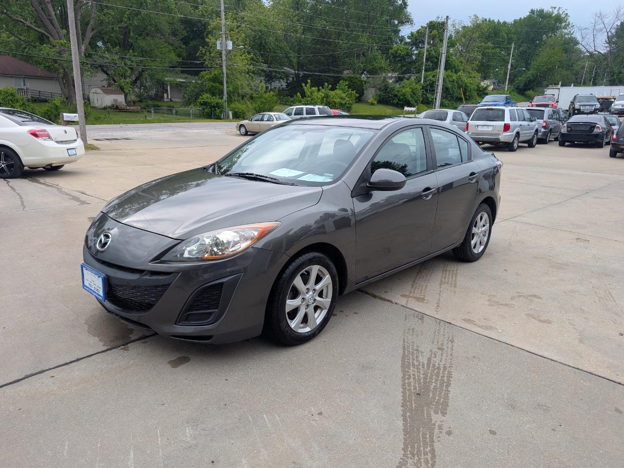 Mazda MAZDA3 i Touring 4-door 2010