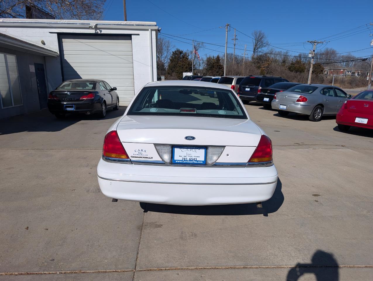 Ford Crown Victoria LX 2000