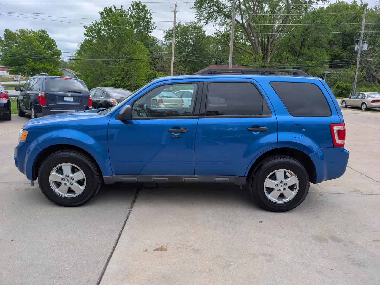 Ford Escape XLT FWD 2012