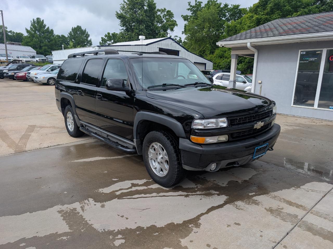 Chevrolet Suburban 1500 4WD 2003