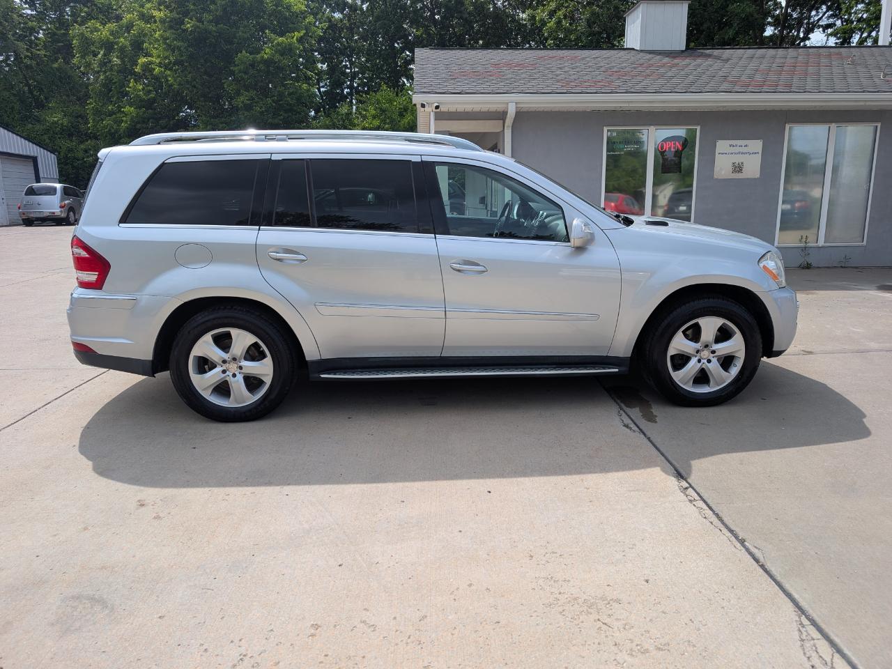 Mercedes-Benz GL-Class GL450 4MATIC 2010