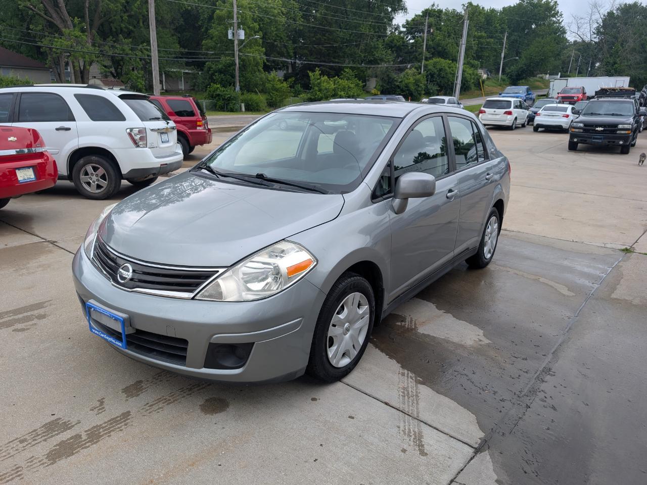 Nissan Versa 1.8 S Sedan 2010