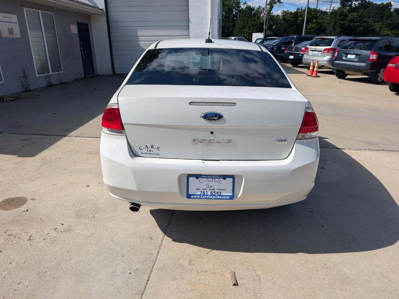 Ford Focus SEL Sedan 2009